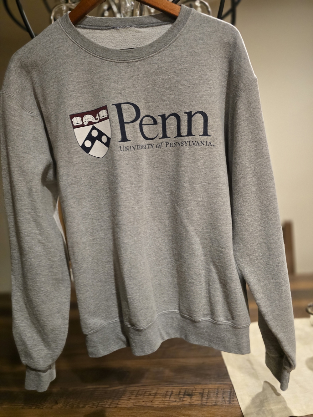Penn University of Pennsylvania Logo Champion Unisex Grey Sweatshirt Size Medium